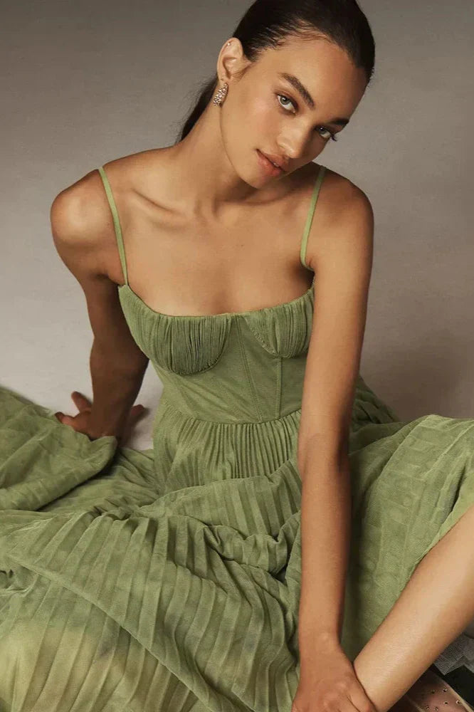 Isabella | Vestido midi de tul plisado