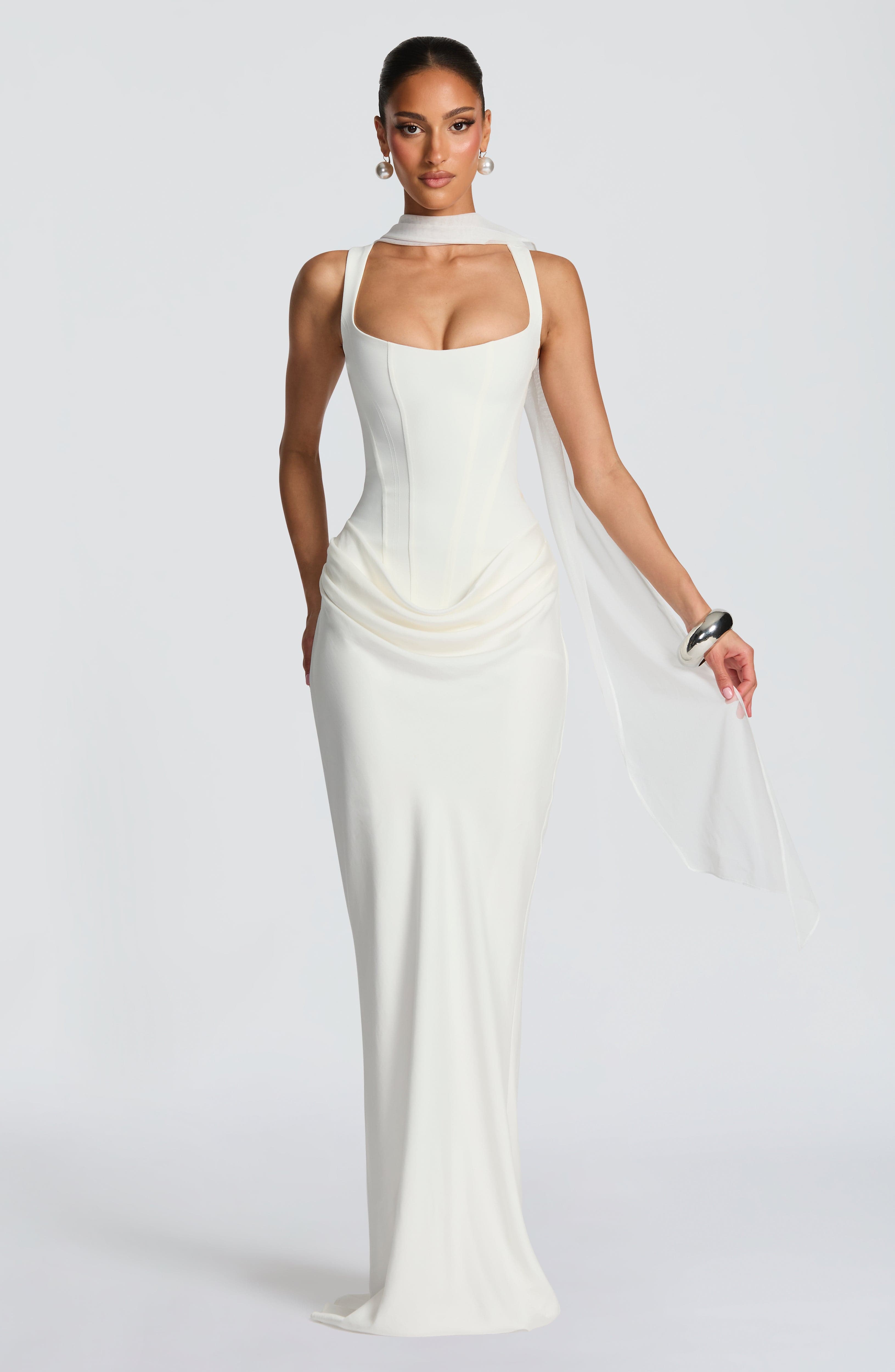 Sofía | Vestido maxi de escote cuadrado