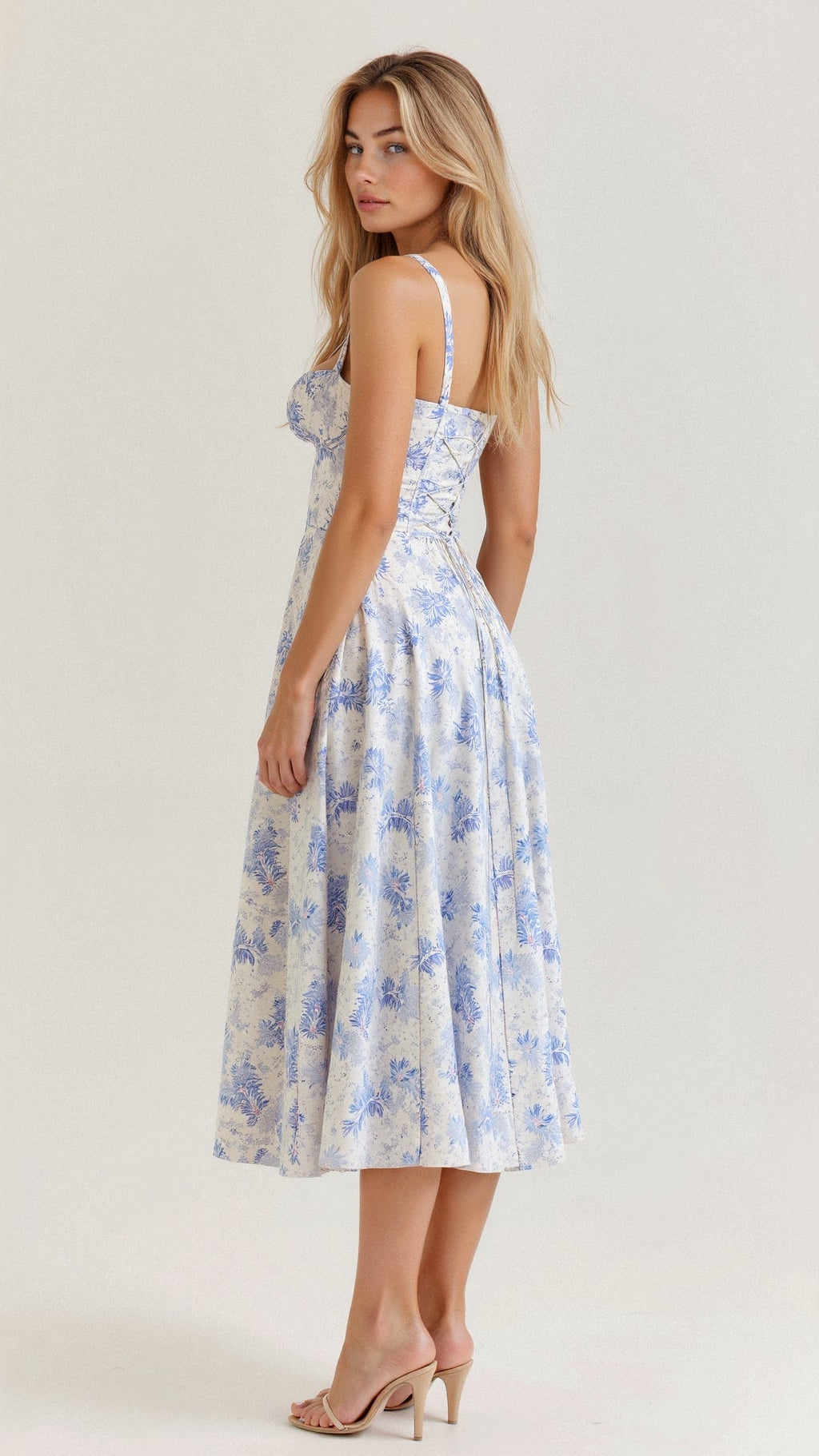 Kiana | Vestido con cintura marcada